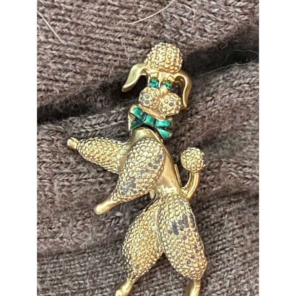 Dancing Poodle Lapel Pin Moveable Head Green Eyes Gold‎ Tone *Issues*